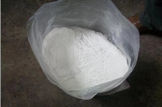 ভালো দাম কৃত্রিম শিল্পে কাঠের পণ্য বন্ধনের জন্য কাস্টমাইজড 99.8% ইউরিয়া ফর্মালডিহাইড অনলাইন