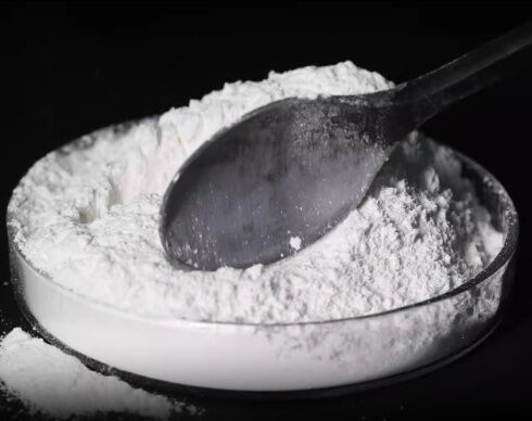 ভালো দাম তাপমাত্রা ১৪০ থেকে ১৫০ ডিগ্রি সেলসিয়াস ইউরিয়া মোল্ডিং কম্পাউন্ড উচ্চ ঘর্ষণ প্রতিরোধ ক্ষমতা সম্পন্ন ডিনারওয়্যার তৈরির জন্য আদর্শ অনলাইন